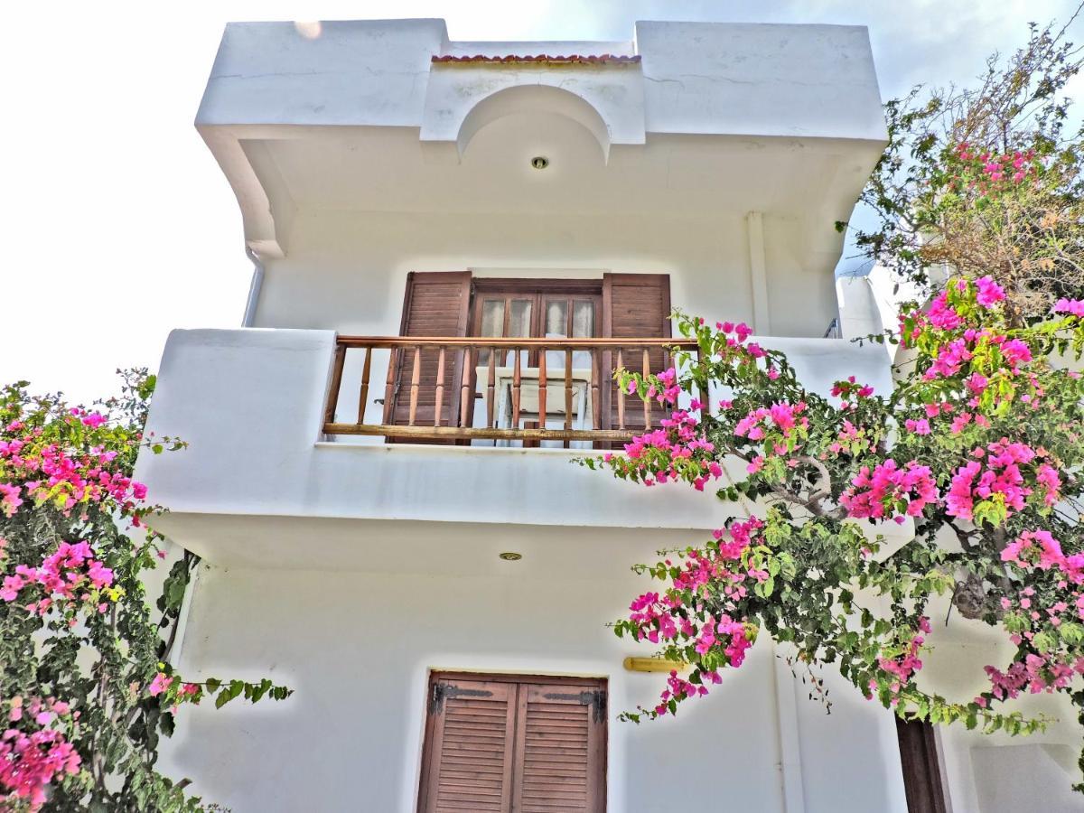 Maria Apartments Amoopi Exterior foto